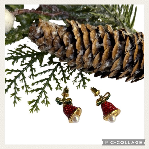 NEW Xmas Red & Green Rhinestone Pearl Bell Post Earrings - Picture 12 of 13